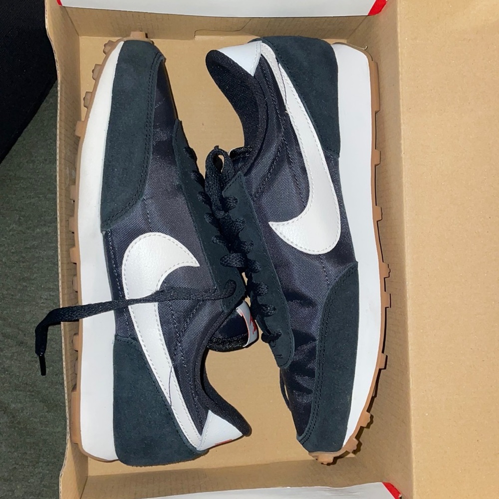 Women Nikes